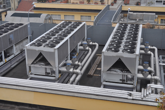 The Benefits and Drawbacks of Rooftop HVAC Units