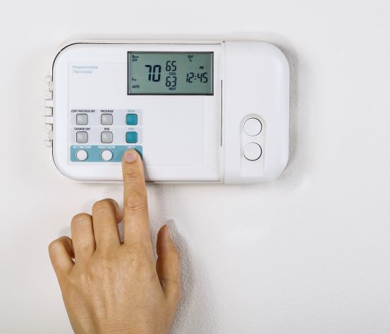 Programmable Thermostats Vs. Smart Thermostats